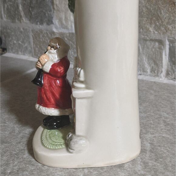 Gibson Japan Santa 5" Vase Christmas Greeting Cards - Picture 3 of 7
